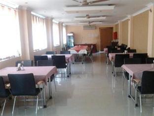 Bari International Hotel Bhubaneswar Buitenkant foto